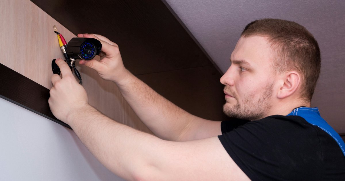 Alarmanlagen für Fenster und Türen installieren